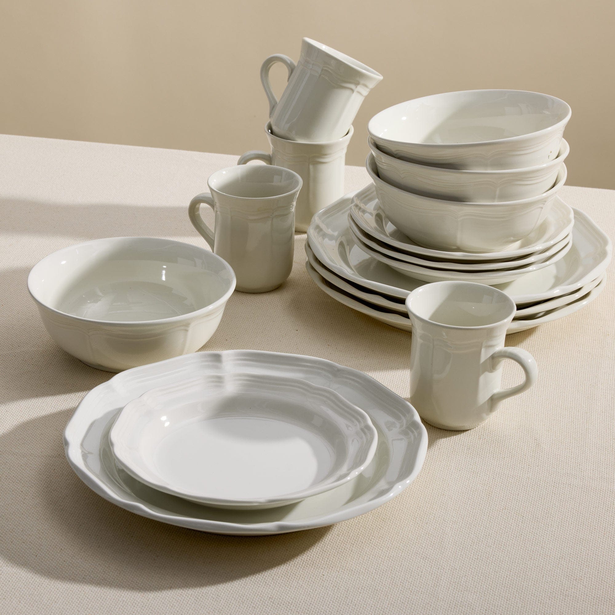 French Countryside® 16 Piece Dinnerware Set, Service for 4