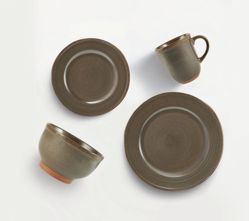Oakley Brown 32 Piece Dinnerware Set, Service for 8