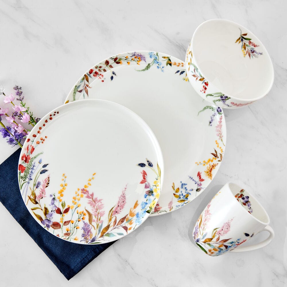 Brie 16 Piece Dinnerware Set, Service for 4