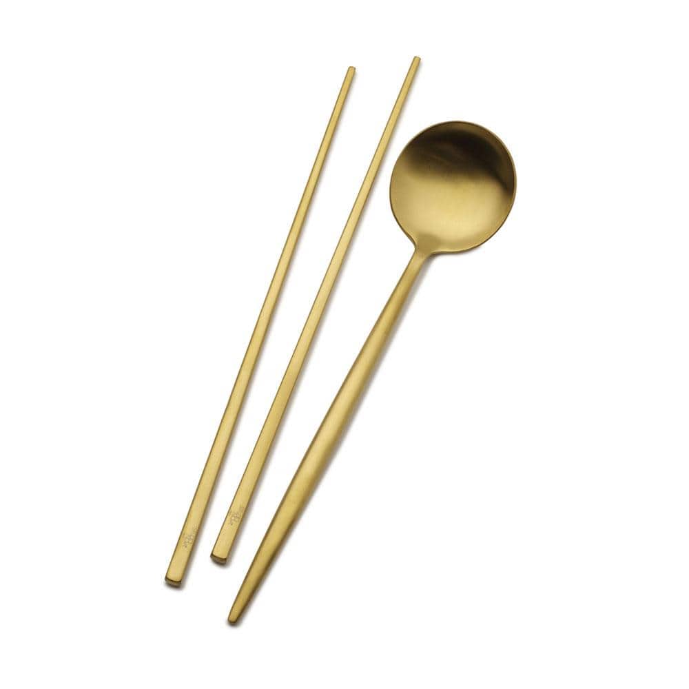 Most expensive chopsticks, A Gold Coast jeweller has designed the perfect  tool for extravagant foodies. The 18 carat gold chopsticks are embellished  with diamonds, ebony and pearls, By 7NEWS Gold Coast