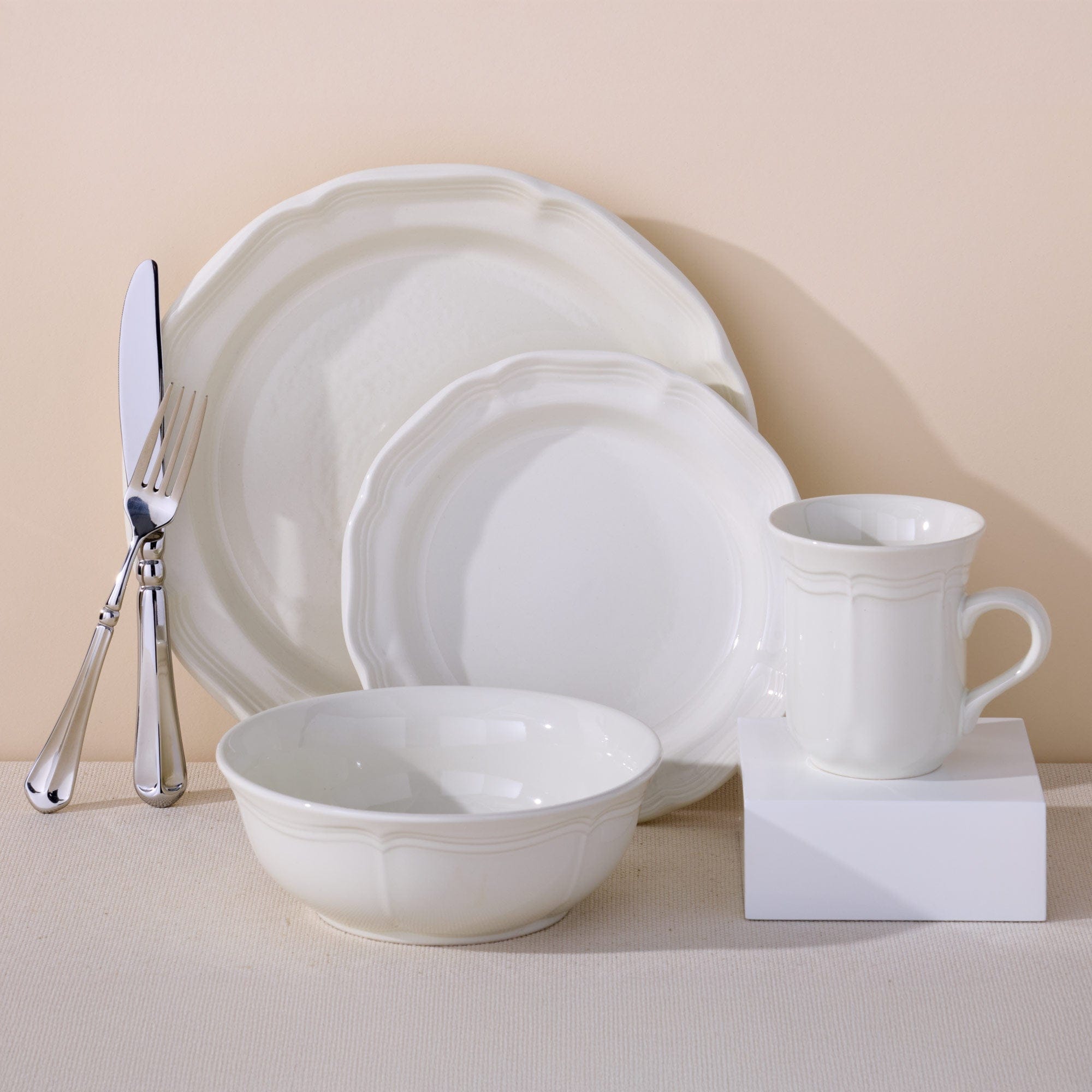 French Countryside® 16 Piece Dinnerware Set, Service for 4