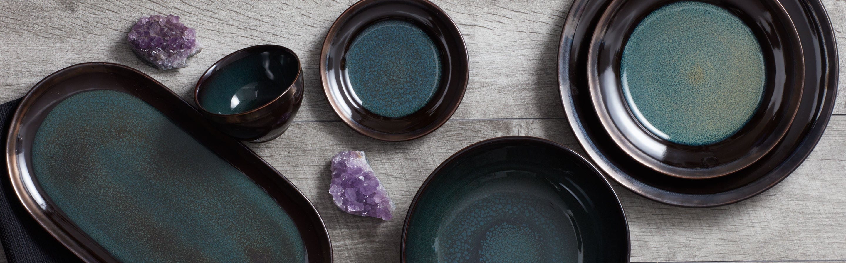 Jade Dinnerware Set